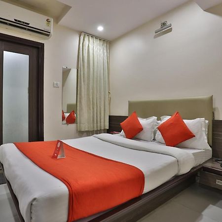 New Rajdhani Hotel Vadódara Exteriér fotografie