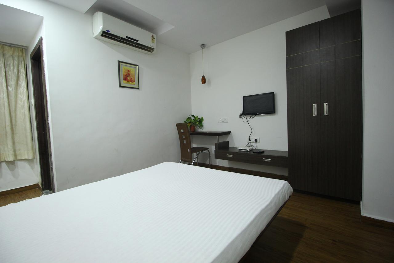 New Rajdhani Hotel Vadódara Exteriér fotografie