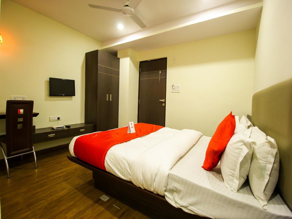 New Rajdhani Hotel Vadódara Exteriér fotografie